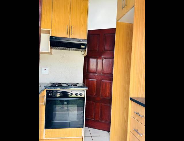2 BEDROOM PROPERTY TO RENT IN DAWN PARK